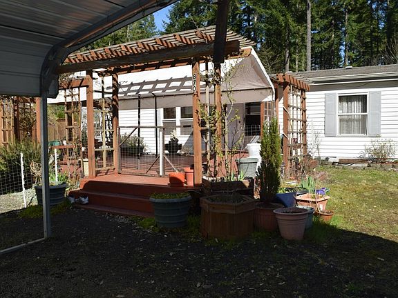 3rd image of 870 E Mason Lake Dr E