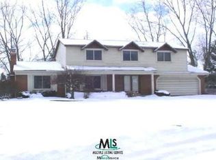 3193 Rutledge, West Bloomfield, MI 48322