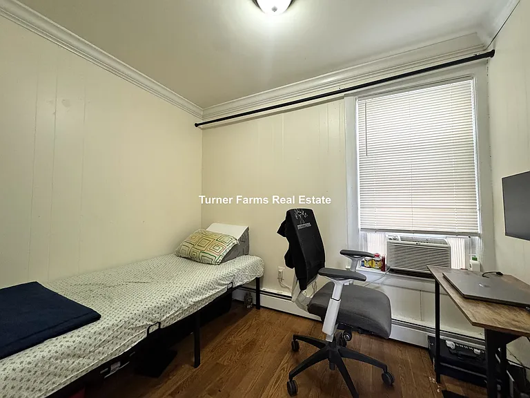 30 Wordsworth St #2F — Photo 12