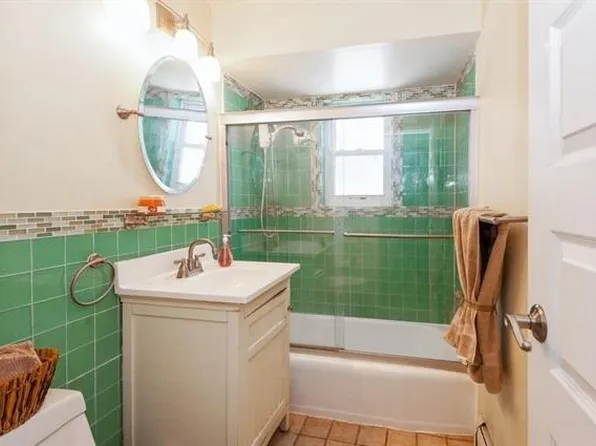 7012 Cottage Avenue image 10 of 14