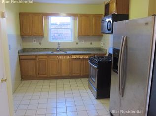 7 Green St, Jamaica Plain, MA 02130