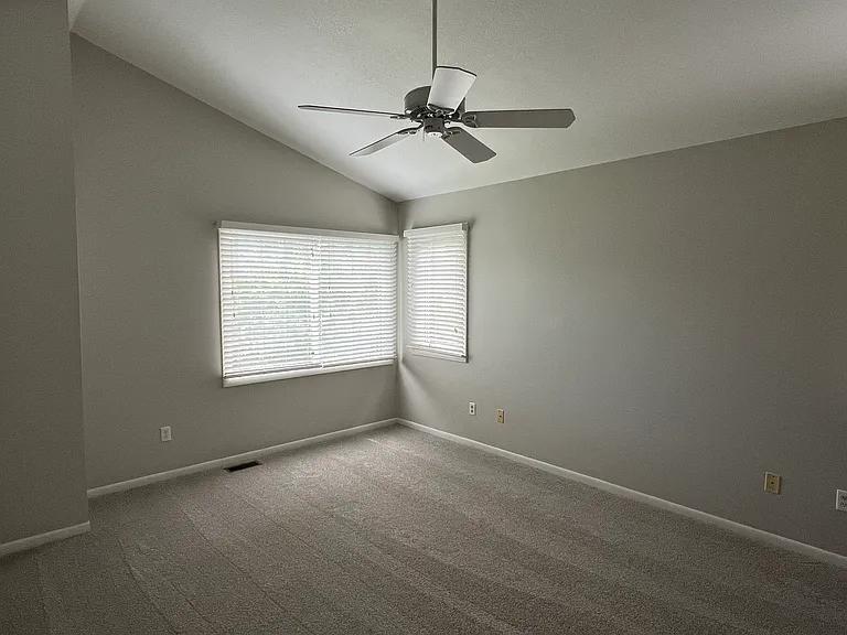 458 Village Oaks Ct — Photo 7