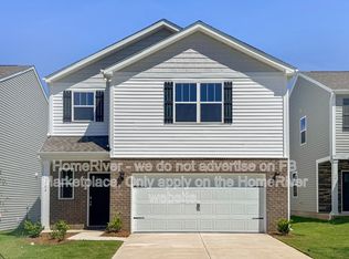 1406 Mammoth Rd, Hickory, NC 28602