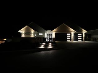 2616 Falcon Ln, Richland, WA 99352