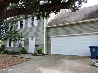 309 N 23rd St, Morehead City, NC 28557