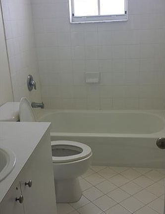 3rd image of 1594 SE 27th Ct