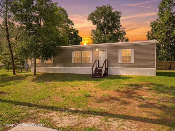 7340 Centerwood Ave, Spring Hill, FL 34606