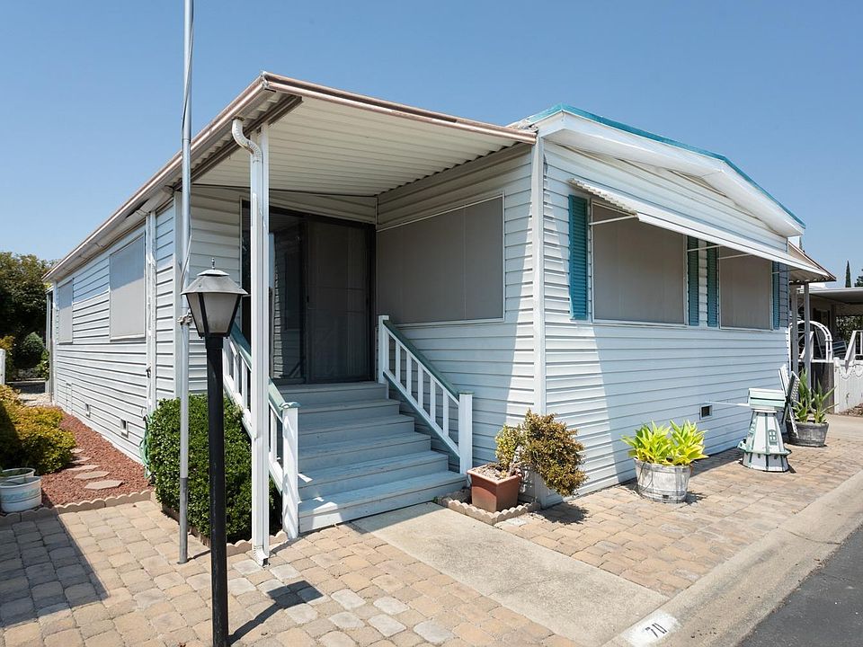 1st image of 70 La Mesa Way