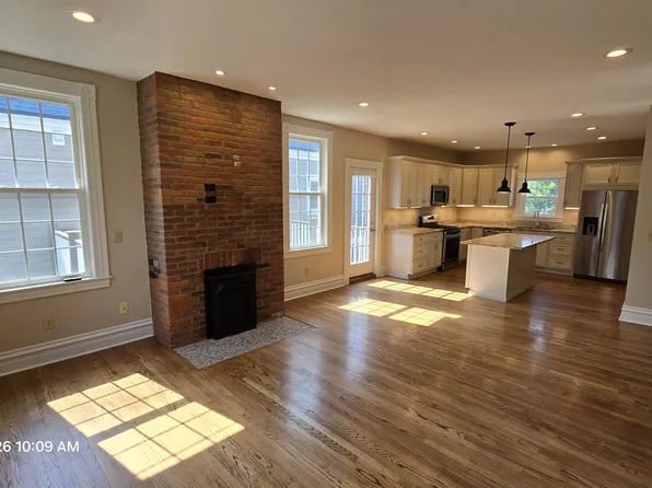 228 3rd St #2, Pittsburgh, PA 15215