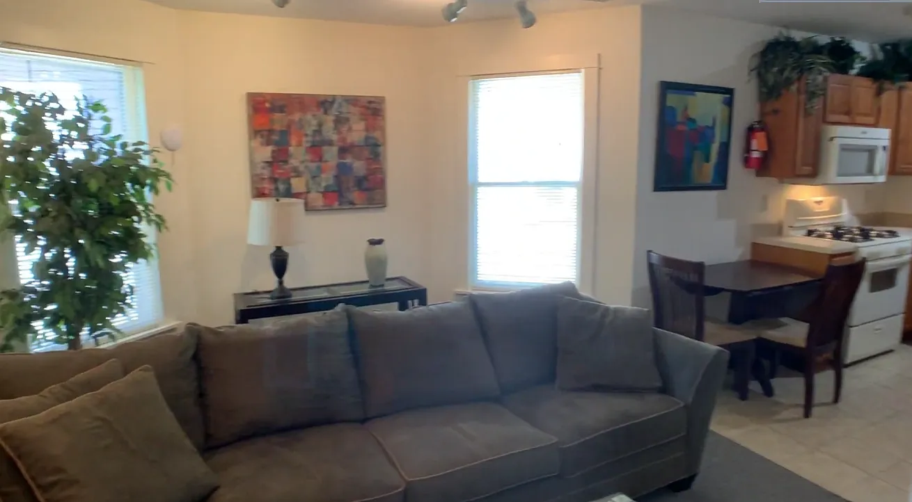 103 Highland Place - 2 — Photo 3