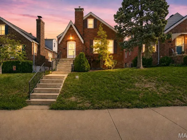 5621 Pernod Ave, Saint Louis, MO 63139