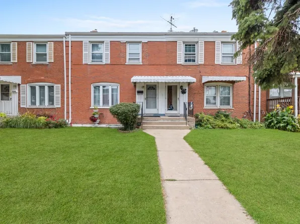 5242 W 63rd Pl, Chicago, IL 60638