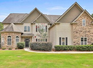 186 Drews Ridge Dr, Newnan, GA 30263