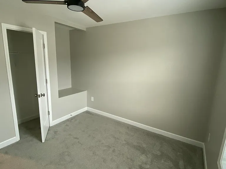 155 Lincoln Place Cir — Photo 14
