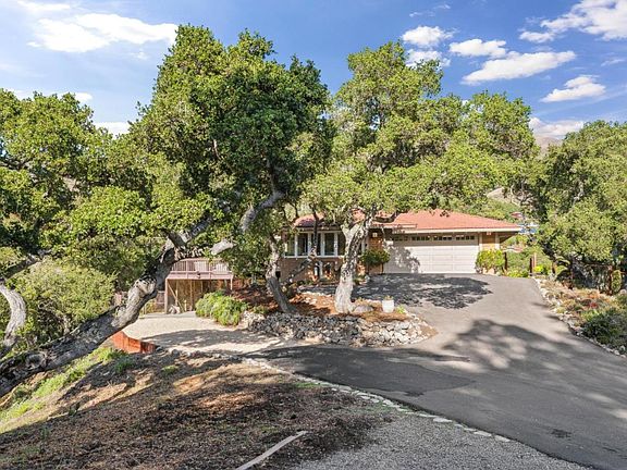 5th image of 760 Country Club Dr