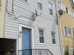 323 38th St #2, Pittsburgh, PA 15201