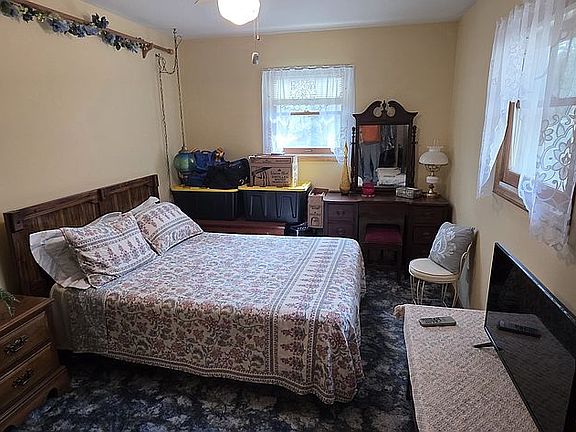 5th image of 108 Fawn Ln