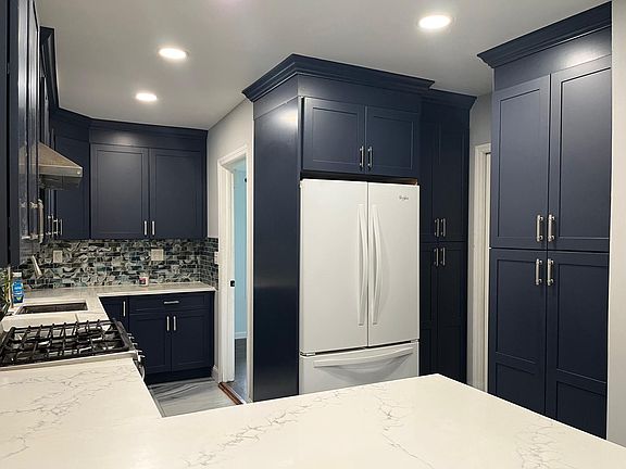 4th image of 520 5th Ave #2.5
