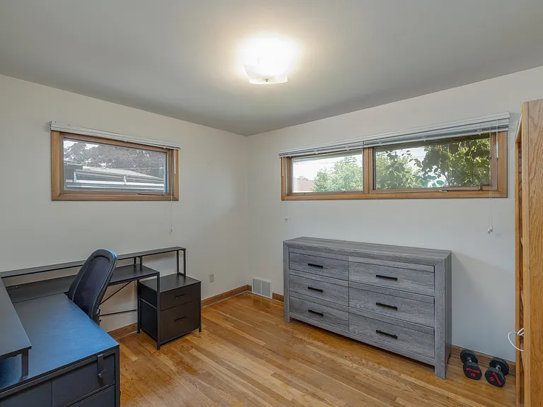 Main Floor Bedroom 2/Office