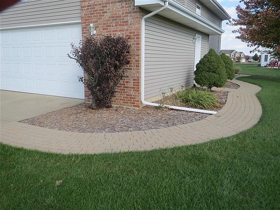 5th image of 10535 Maloian Dr