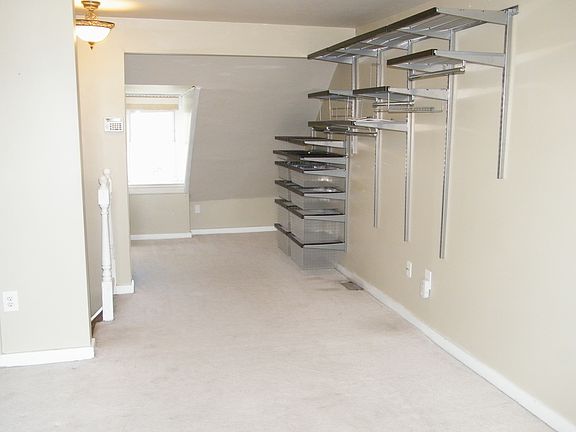 5th image of 111 E Gittings St
