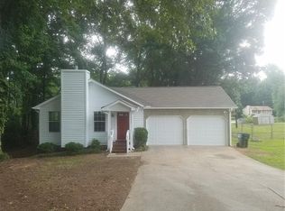 3843 Willow Holw, Douglasville, GA 30135