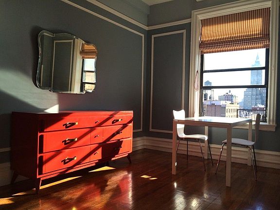 2nd image of 170 W 74th St APT 1002