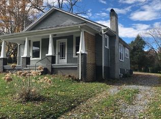 737 Princeton Rd, Johnson City, TN 37601