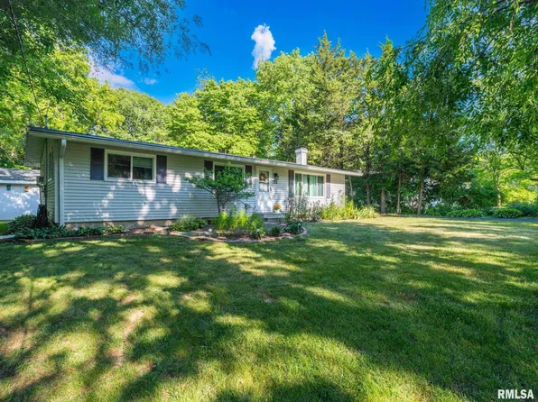 111 Steiner Ave, East Peoria, IL 61611