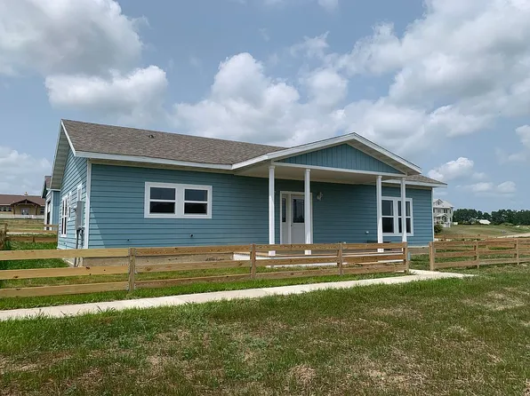 2309 Walton Rd, Fairfield, IA 52556