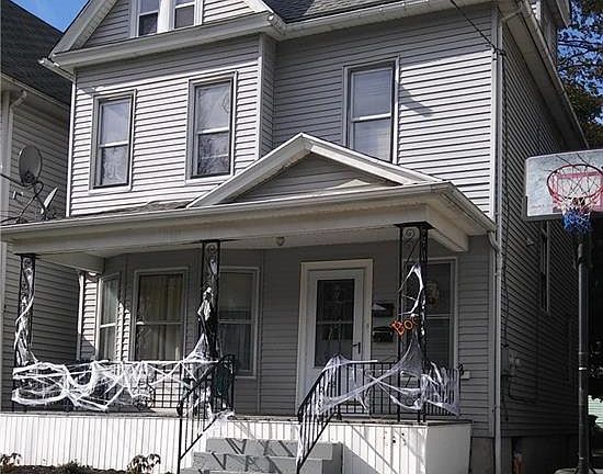 2nd image of 22 Milford St