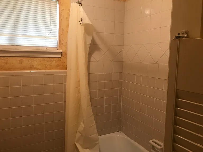 1509 Caldwell St — Photo 8