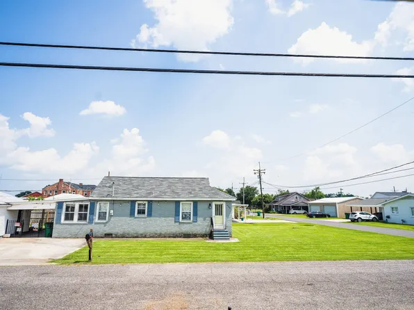 603 10th St, Lockport, LA 70374