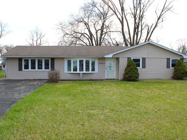 19321 John Kirkham Dr, Lockport, IL 60446
