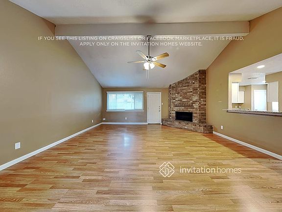 3rd image of 2415 Pilgrims Bend Dr