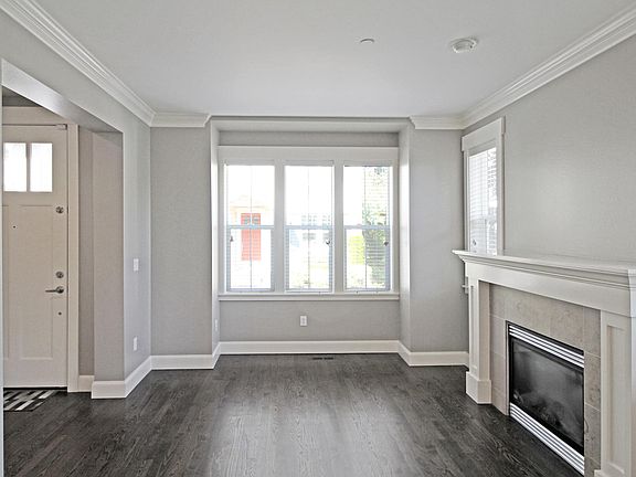 5th image of 1723 100th Ave NE