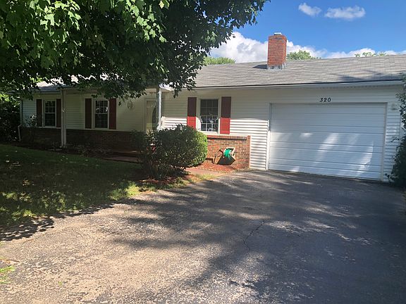 3rd image of 320 Tower Dr