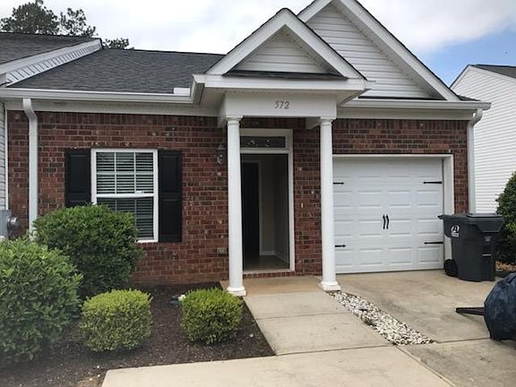 2nd image of 548 Beretta Dr #548