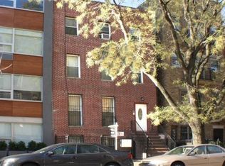 172 Clermont Ave, Brooklyn, NY 11205