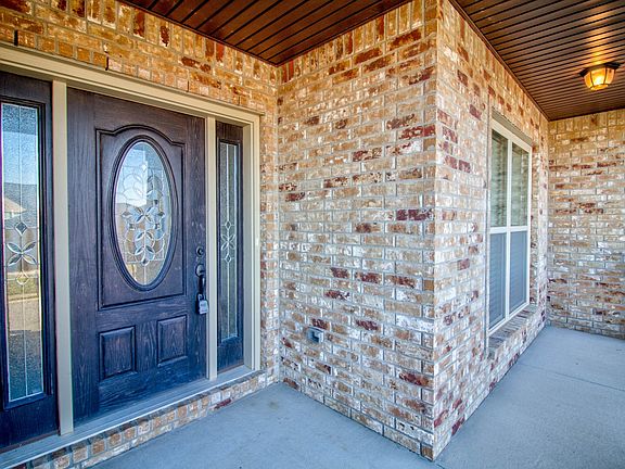 4th image of 528 Larkspur Dr