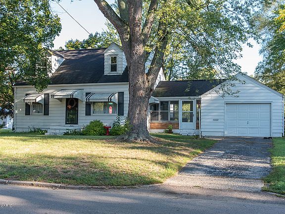 2nd image of 303 Cornell Dr
