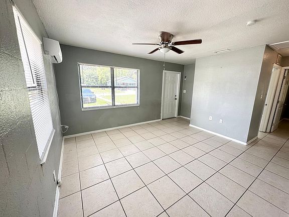 3rd image of 1010 Olive Ave #A