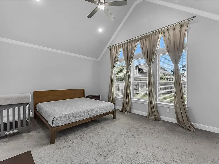 11927 Carillon Forest Dr — Photo 19