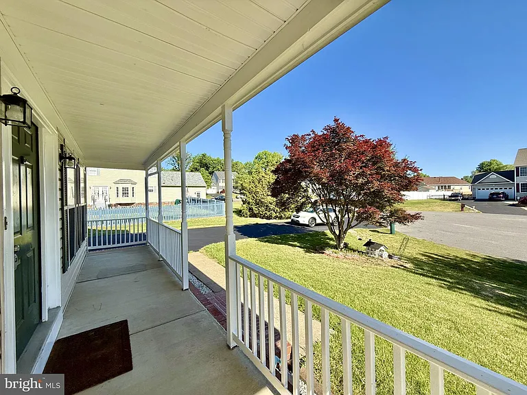 6002 Bush Ct — Photo 4