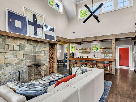 29th image of this home