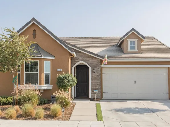 3776 Saginaw Ave, Clovis, CA 93619