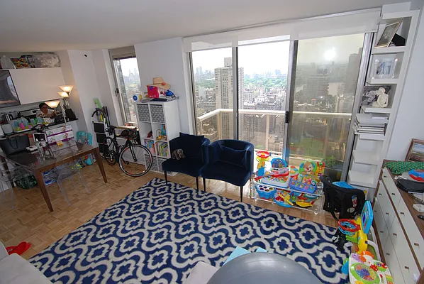 Rented by Owner | media 51