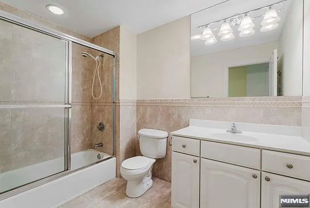 17 Skymark Ct — Photo 22