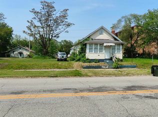 1117 Cedar St, South Bend, IN 46617