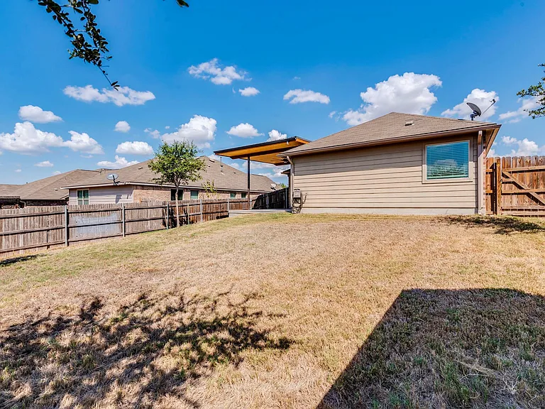 154 Flagstone Trl — Photo 26